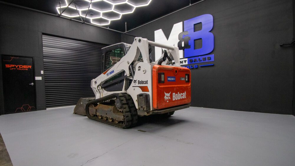 Bobcat T595 Compact Track Loader | M&B Equipment