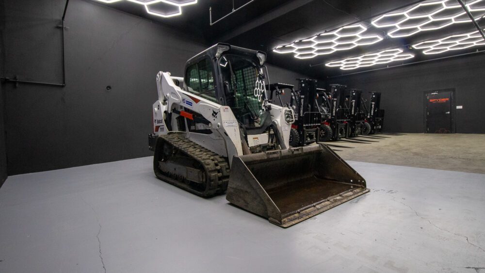 Bobcat T595 Compact Track Loader | M&B Equipment