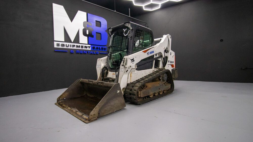 Bobcat T595 Compact Track Loader | M&B Equipment