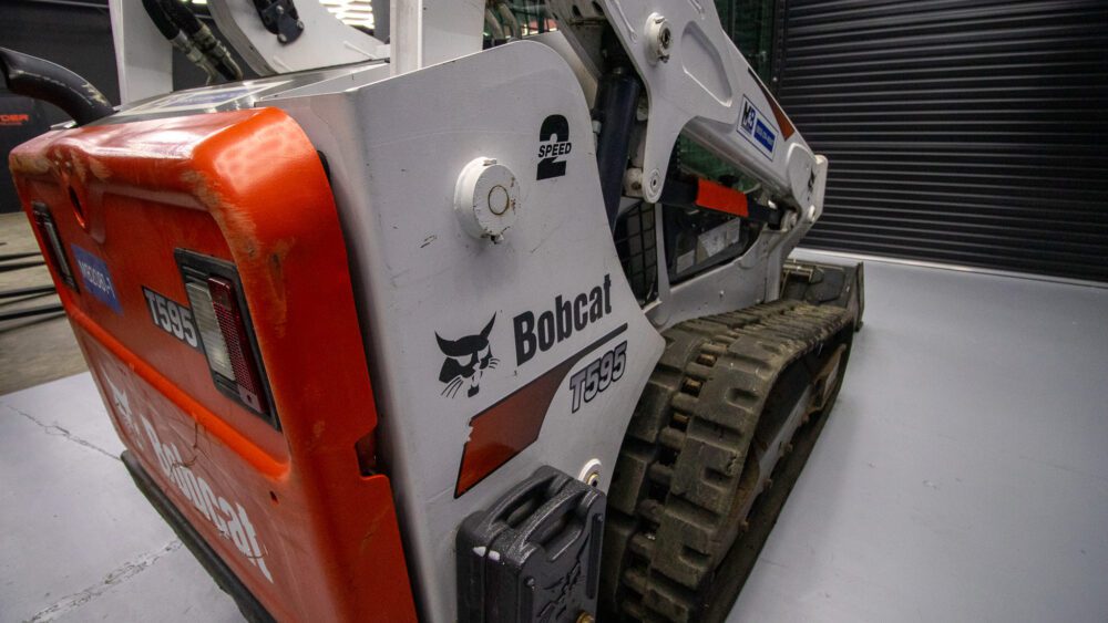 Bobcat T595 Compact Track Loader | M&B Equipment