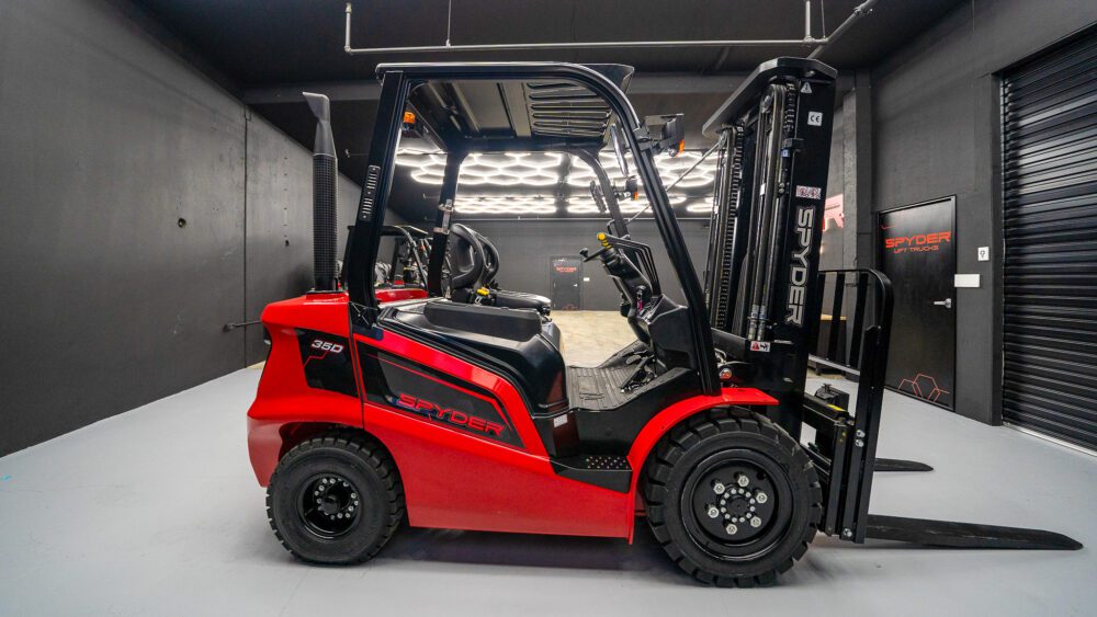 2025 Spyder 35D Forklift - 7,700 LB (Diesel)