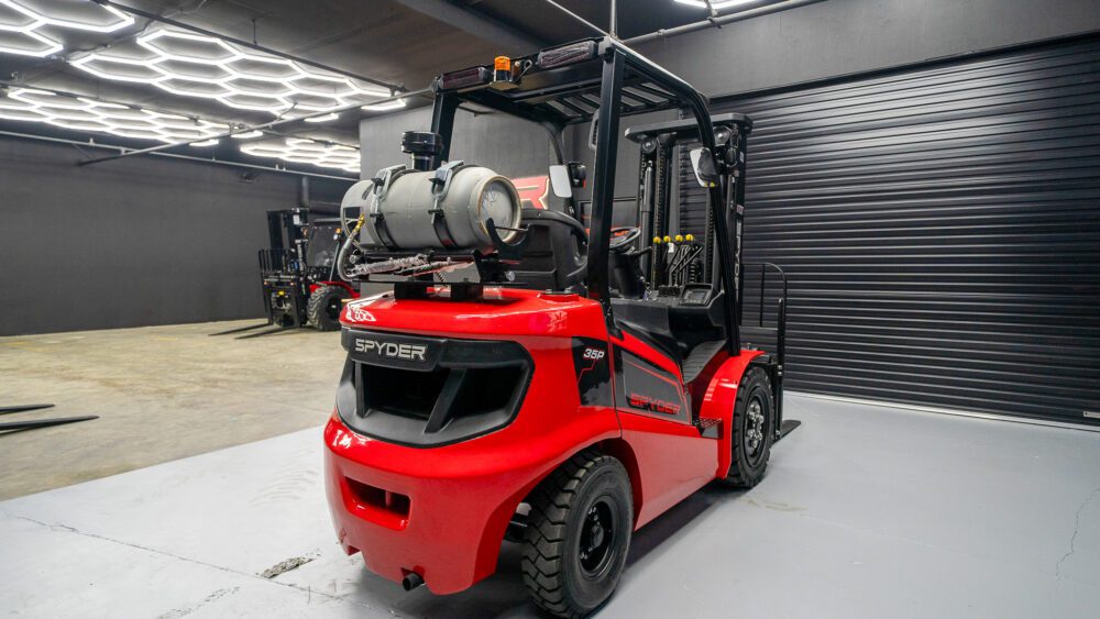 2025 Spyder 35P Forklift – 7,700 LB (LPG)