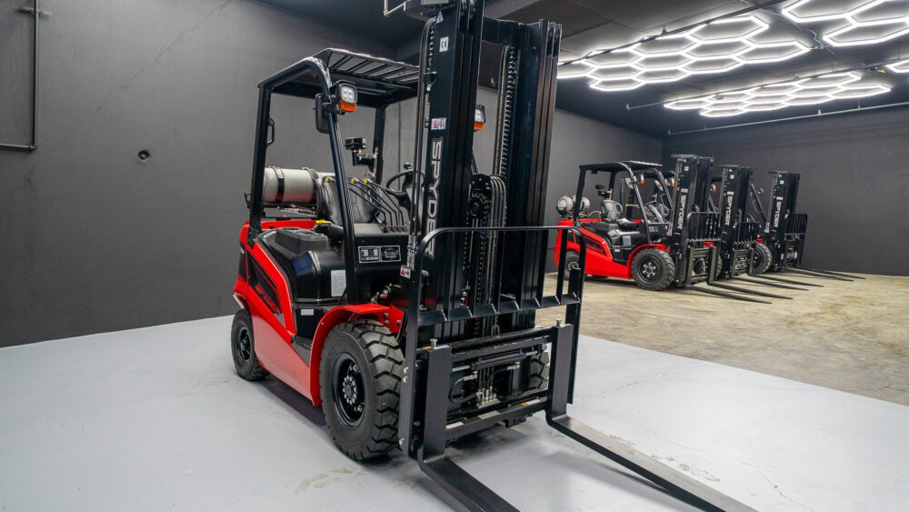 2025 Spyder 25P Forklift – 5,500 LB (LPG)