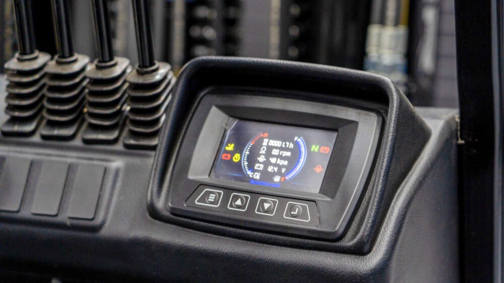 2025 Spyder 25P Forklift – 5,500 LB (LPG)