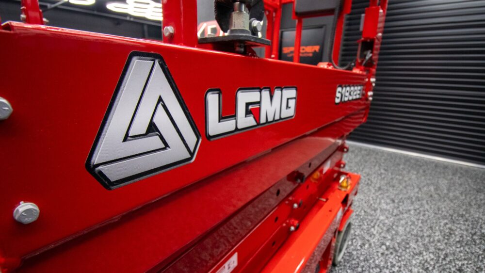 19’ LGMG Scissor Lift