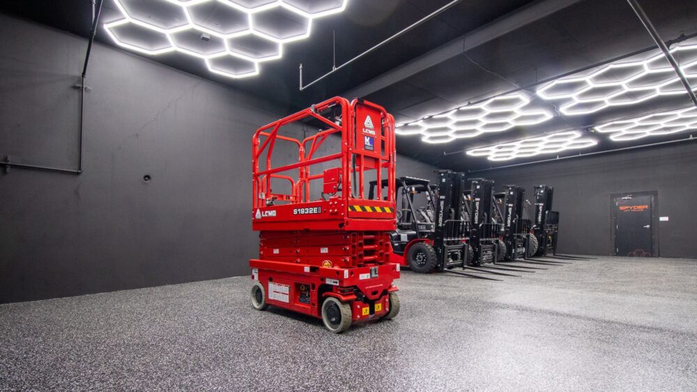 19’ LGMG Scissor Lift