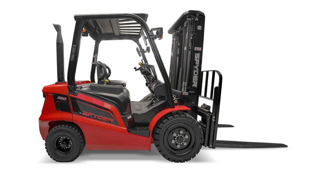 Spyder Z series 4,400 - 11,000 LB Pneumatic Diesel