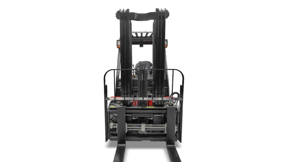 Spyder Z series 4,400 - 11,000 LB Pneumatic Diesel