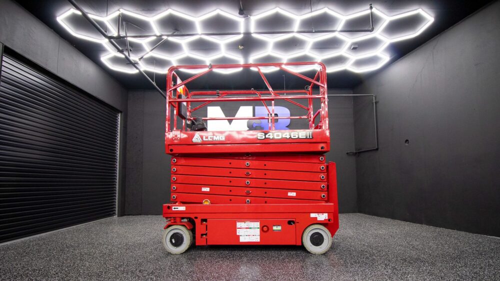 40’ LGMG Scissor Lift | M&B Equipment