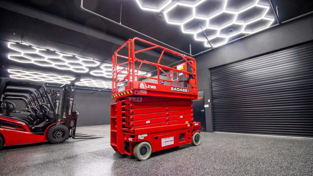 40’ LGMG Scissor Lift | M&B Equipment