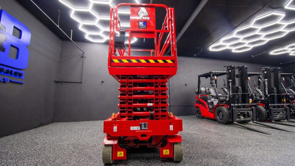 40’ LGMG Scissor Lift | M&B Equipment