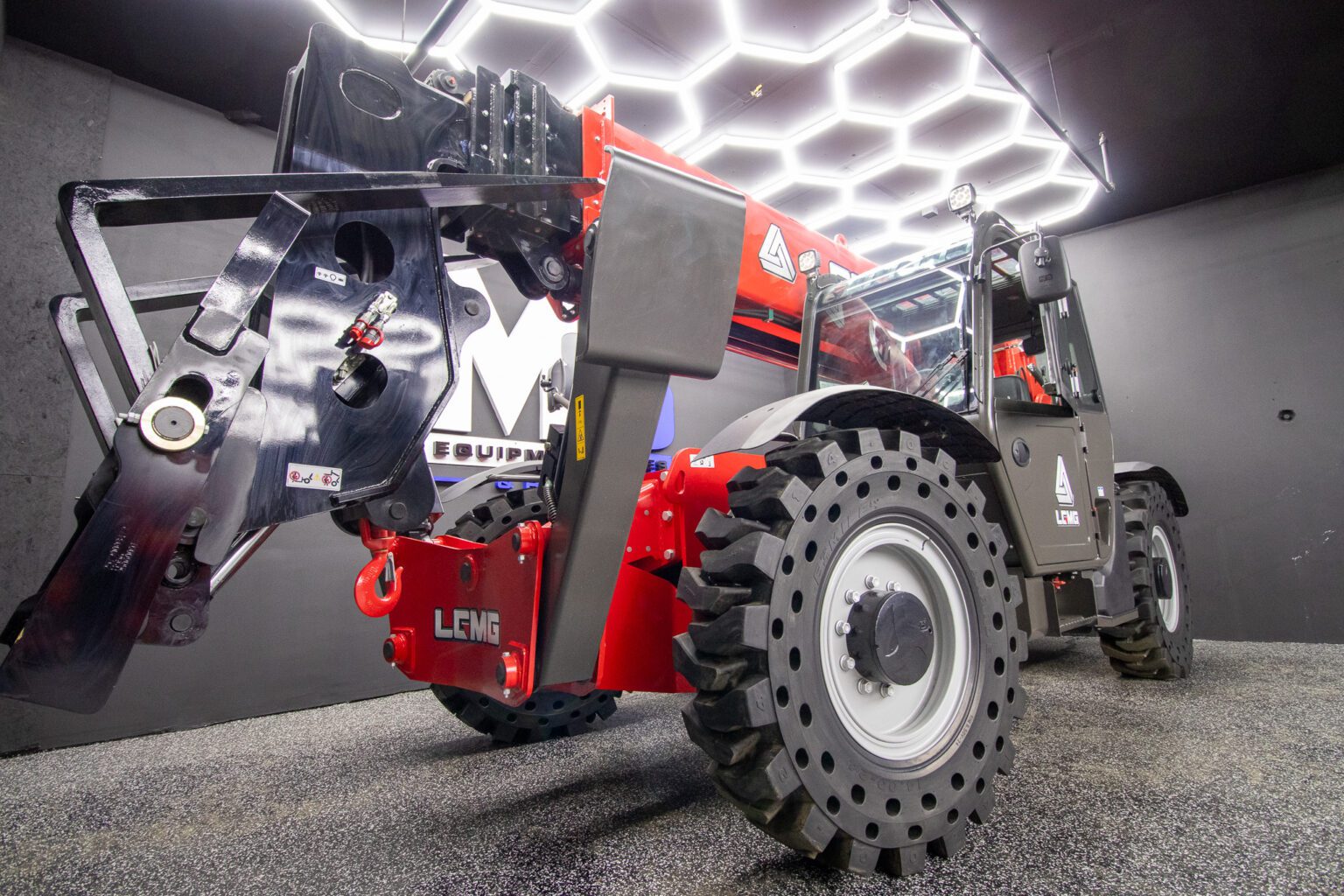 LGMG H1256 Telehandler | M&B Equipment