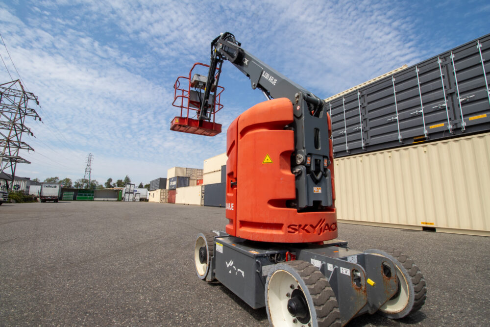 M&B Equipment | Skyjack SJ30 ARJE 30' Electric Articulating Boom Lift For Sale