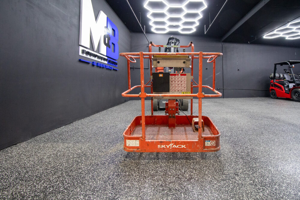 M&B Equipment | Skyjack SJ30 ARJE 30' Electric Articulating Boom Lift For Sale