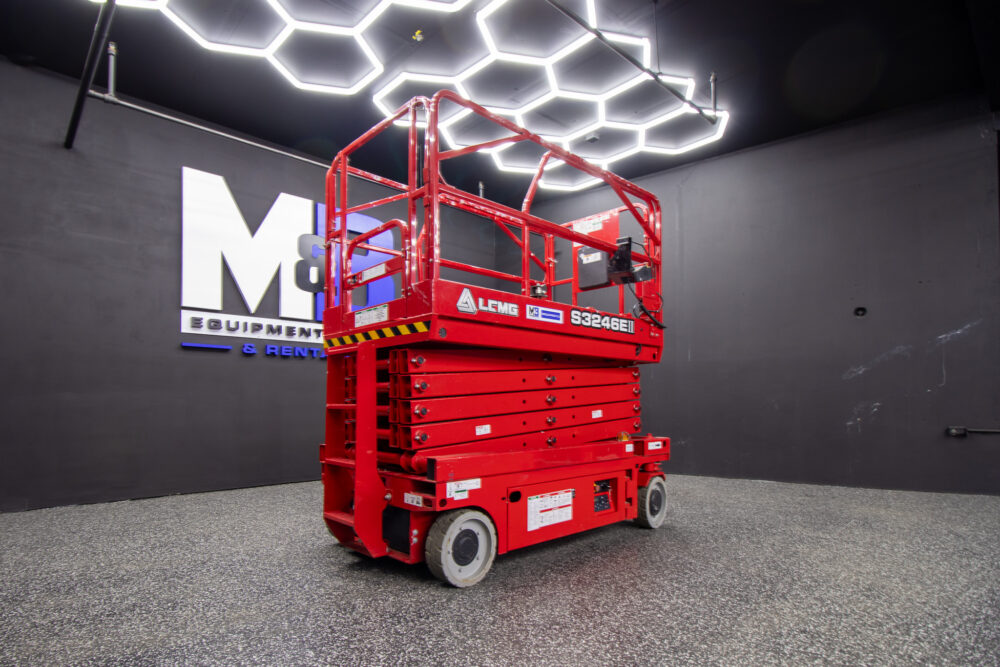 M&B Equipment Sales & Rentals | LGMG 32' Scissor Lift
